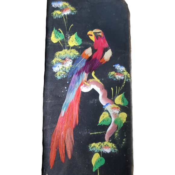 Mexican Vintage Handcrafted Feather Paint Wicker Tray - Picture 6 of 7